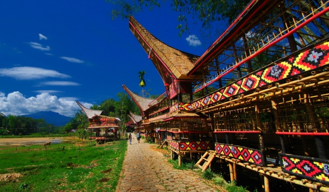 Lantang, pondok dari bambu untuk menampung para tamu selama pesta adat Toraja.