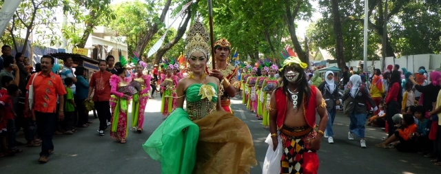 travel-festival-bojonegoro-indonesia-2014